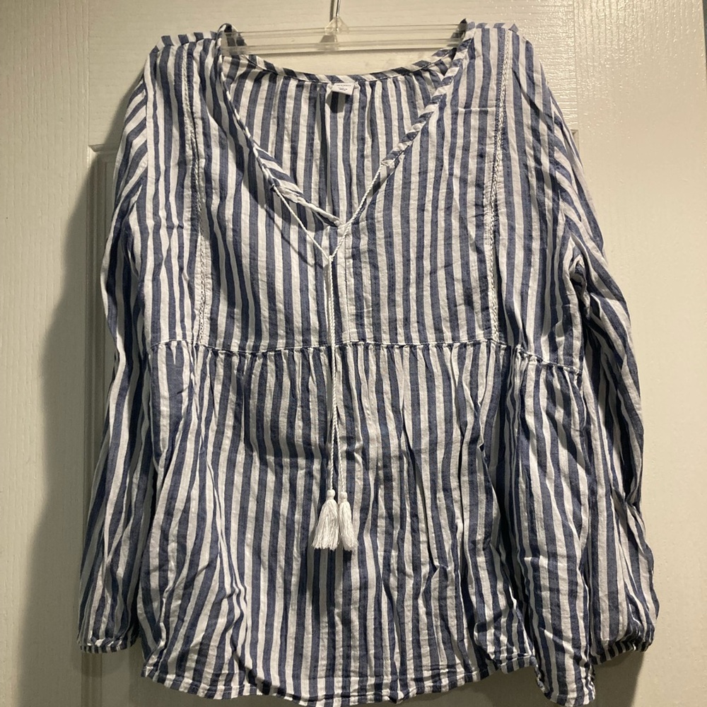 Old Navy Peasant Top large